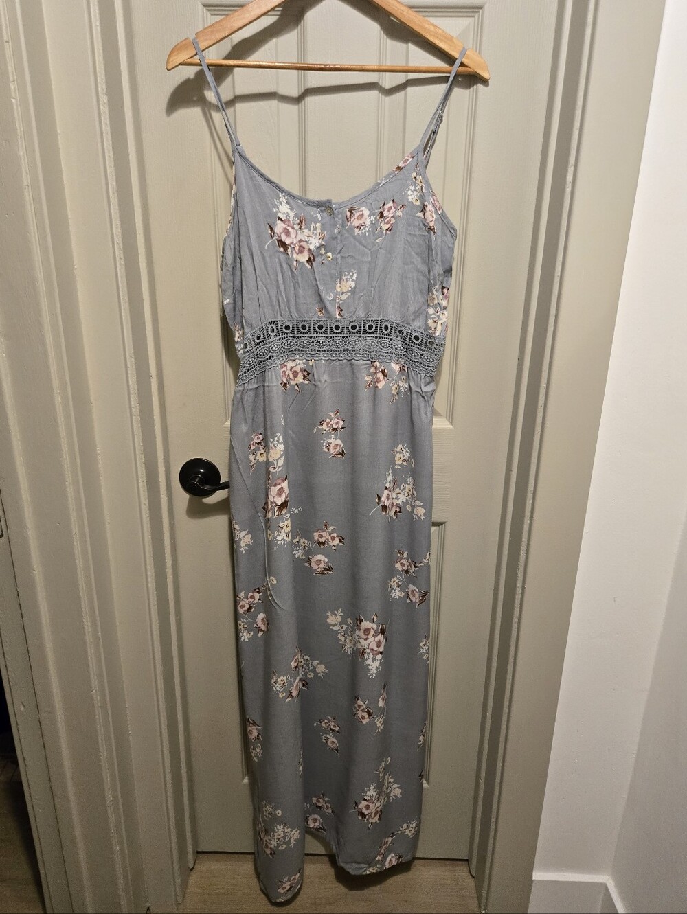Women's Rue 21 Grey Floral Maxi Dress with Lace Waist Sz XL